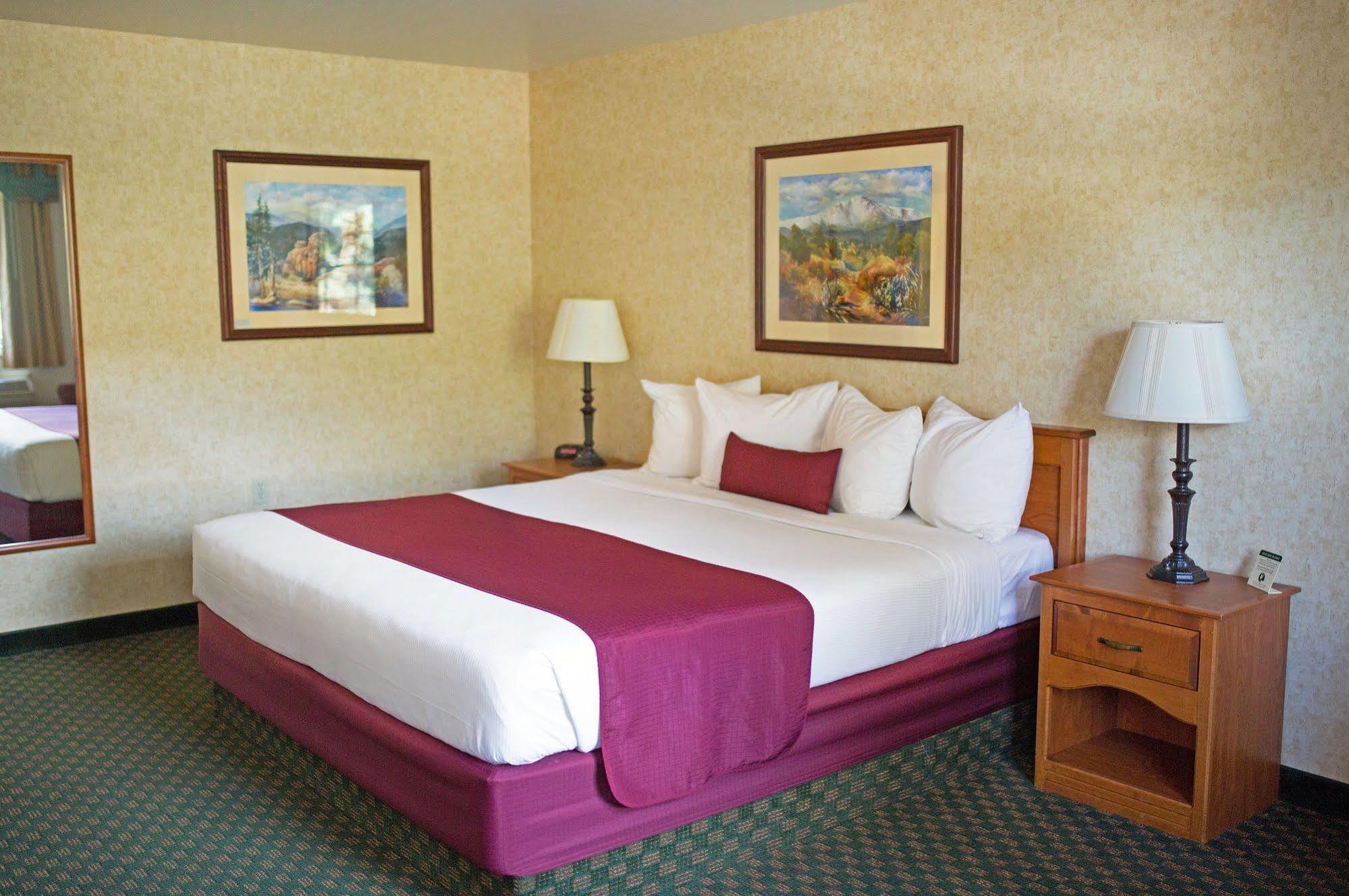 At 2* Manitou Springs